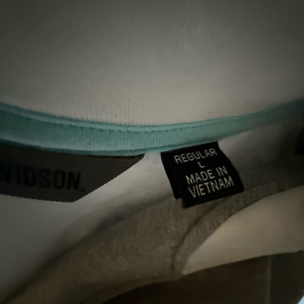 Harley-Davidson Gray and White Sweatshirt - Picture 2 of 4